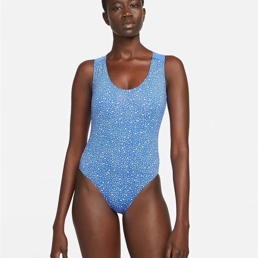 Nwt Nike Swim Water Dots Keyhole Back One Piece